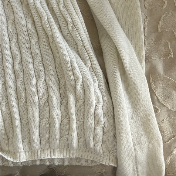 Hollister Ivory Cable Knit Top - Picture 3 of 4